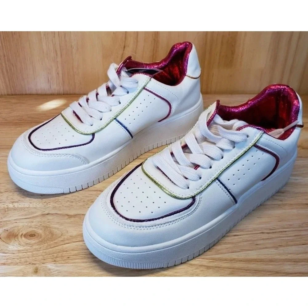 Steve Madden Girls White Platform Sneakers Rainbow Metallic Trim Size 4 Youth